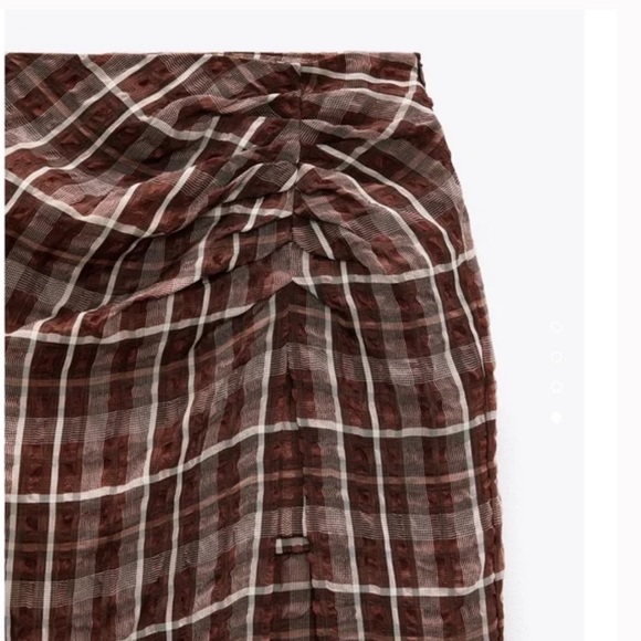 💵3/$20 ZARA skort - Picture 2 of 5